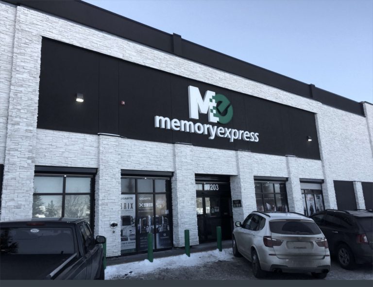20150101_MemoryExpress_Edmonton109AV_Exterior3